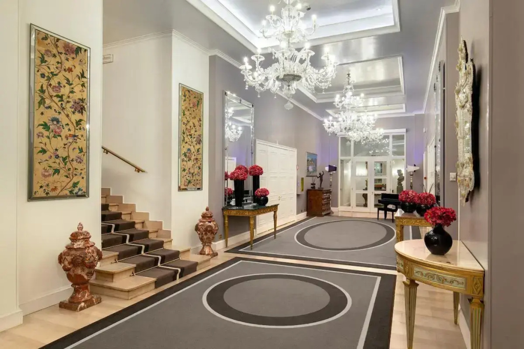Savoy Hotel - Général