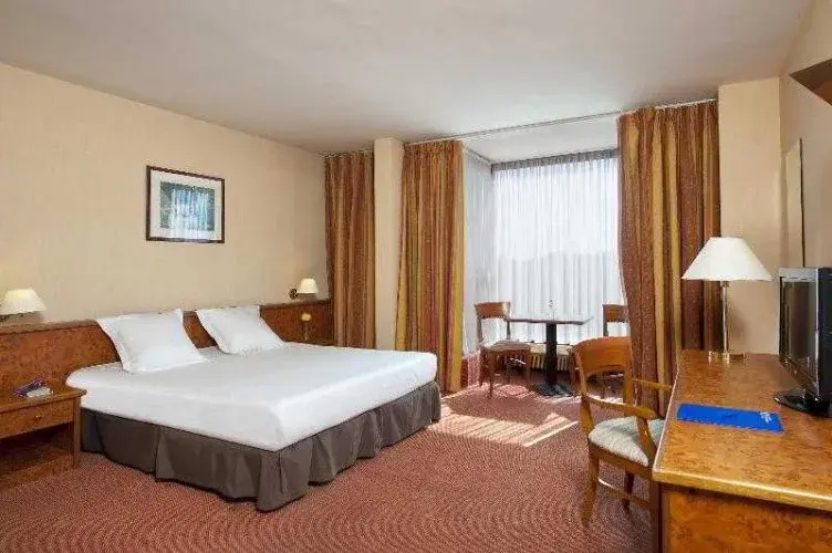 Double room (twin beds)