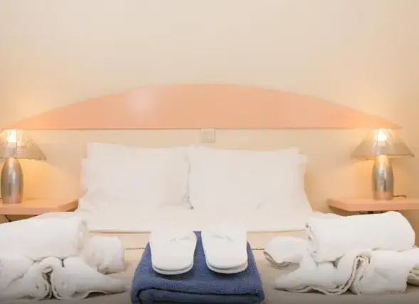 Superior Double Suite (full double bed)