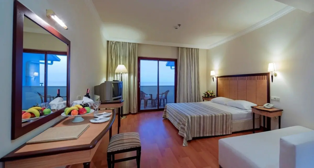 Miarosa İncekum Beach Hotel — фото 6