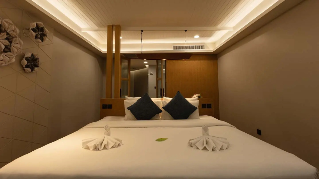 Двухместный полулюкс двуспальная кровать в Andaman Cannacia Resort & Spa