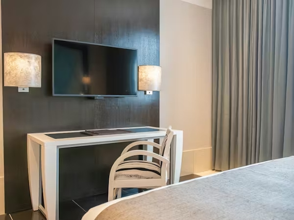 Prestige Double Suite (full double bed)