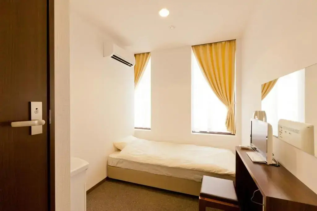 Standard 205 Single room