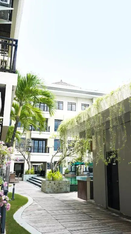 Grand Kuta Hotel and Residence — фото