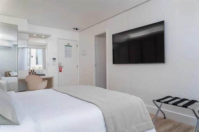 Smart Double room with partial sea view (full double bed)