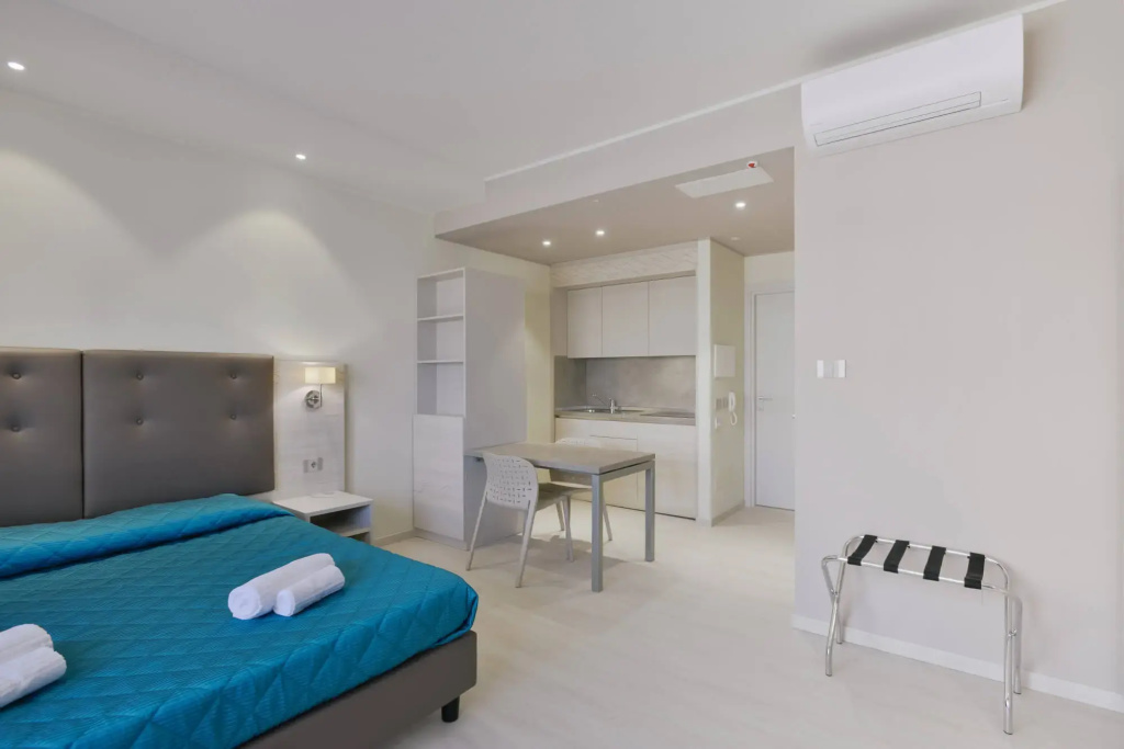 Comfort Double Studio (full double bed)