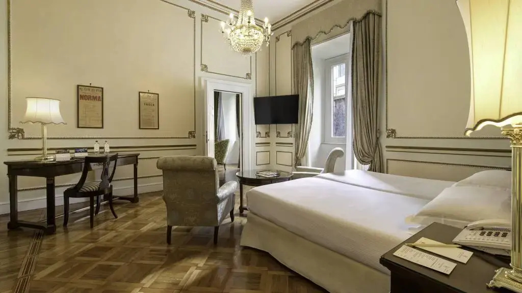 Double Suite (twin beds)