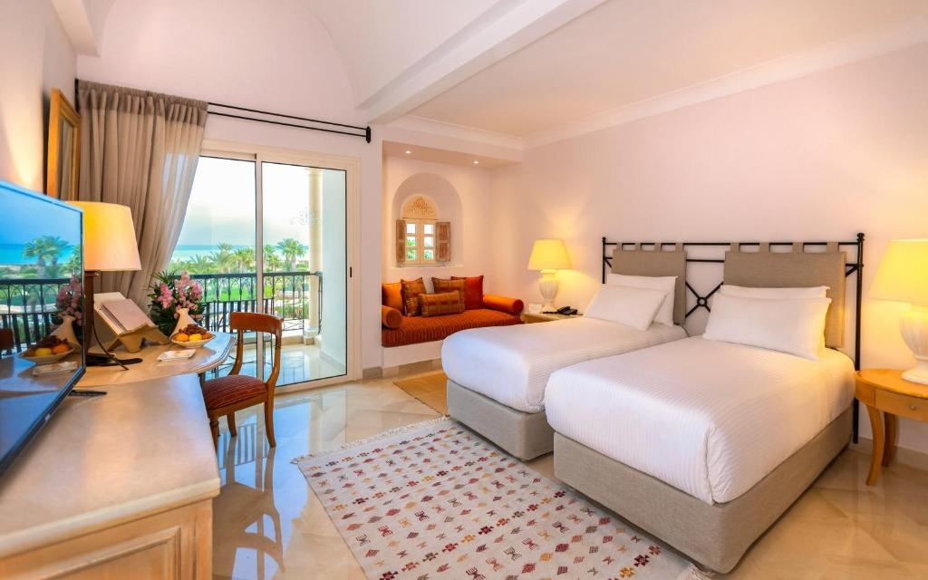 Deluxe Double room with garden view (twin beds)
