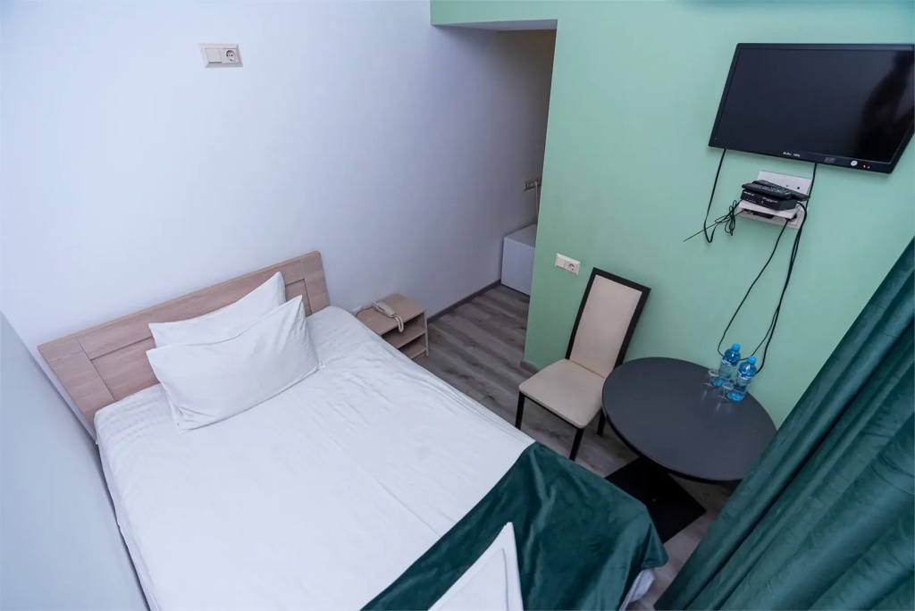 Economy Single room (single bed)