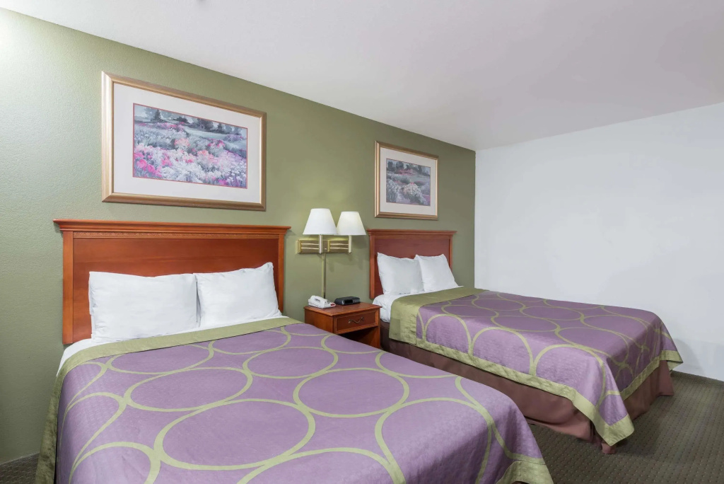 Quadruple room
