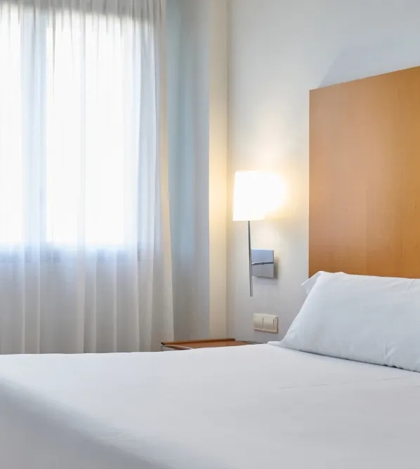 Catalonia Barcelona Beach Hotel  - Chambres
