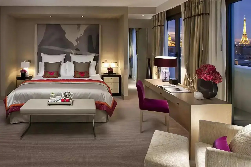 Panoramic Double Suite (full double bed)