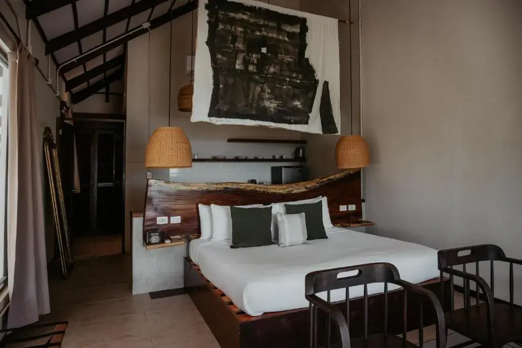 Double Loft (full double bed)