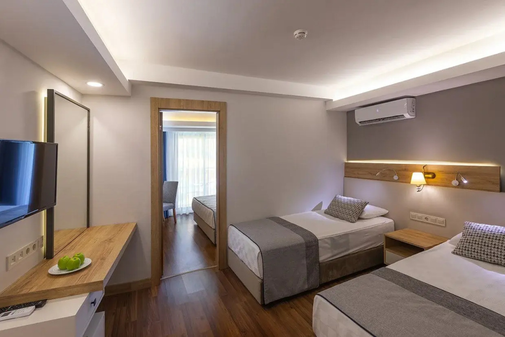 Standard Club Building Family Quadruple room
