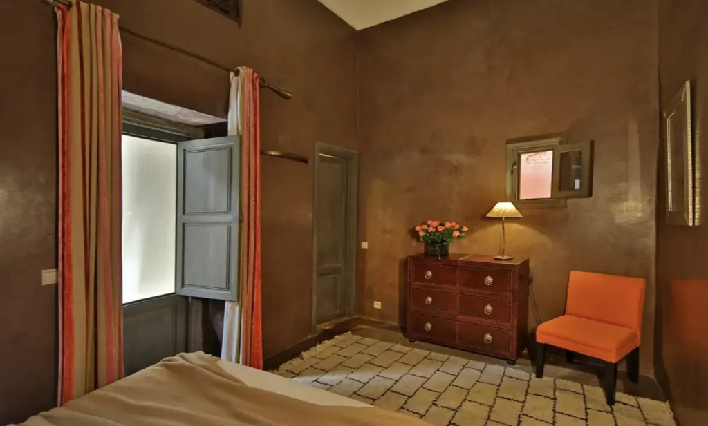 Petit Prince Double room (full double bed)