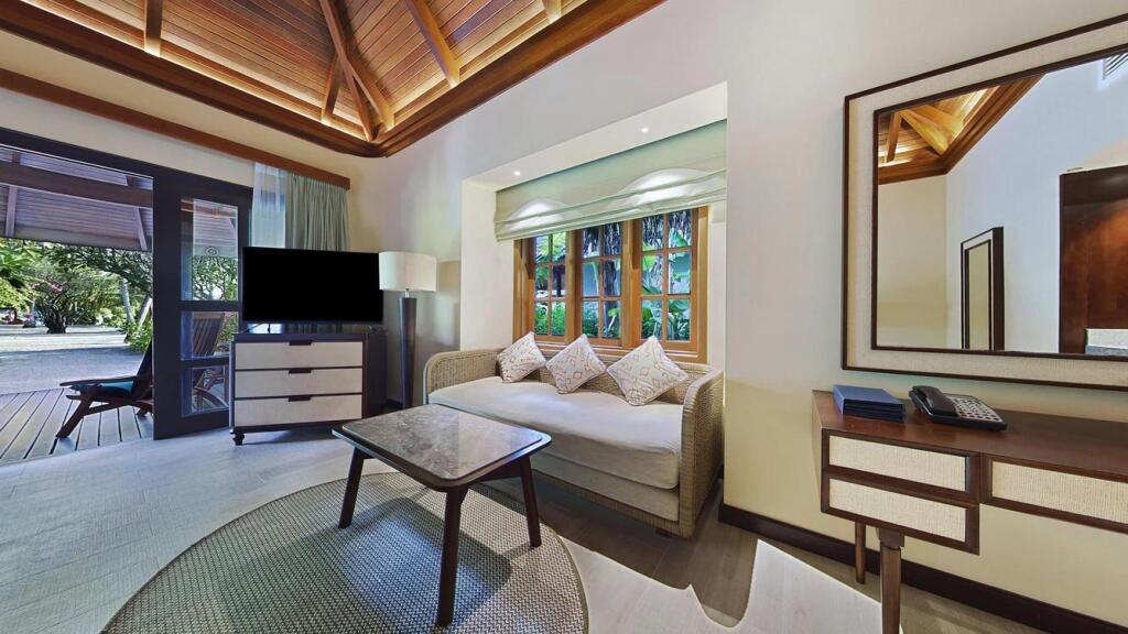 Sheraton Maldives Full Moon Resort & Spa