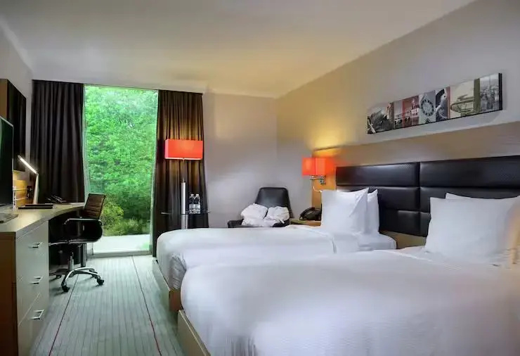 Hilton Zurich Airport - Chambres