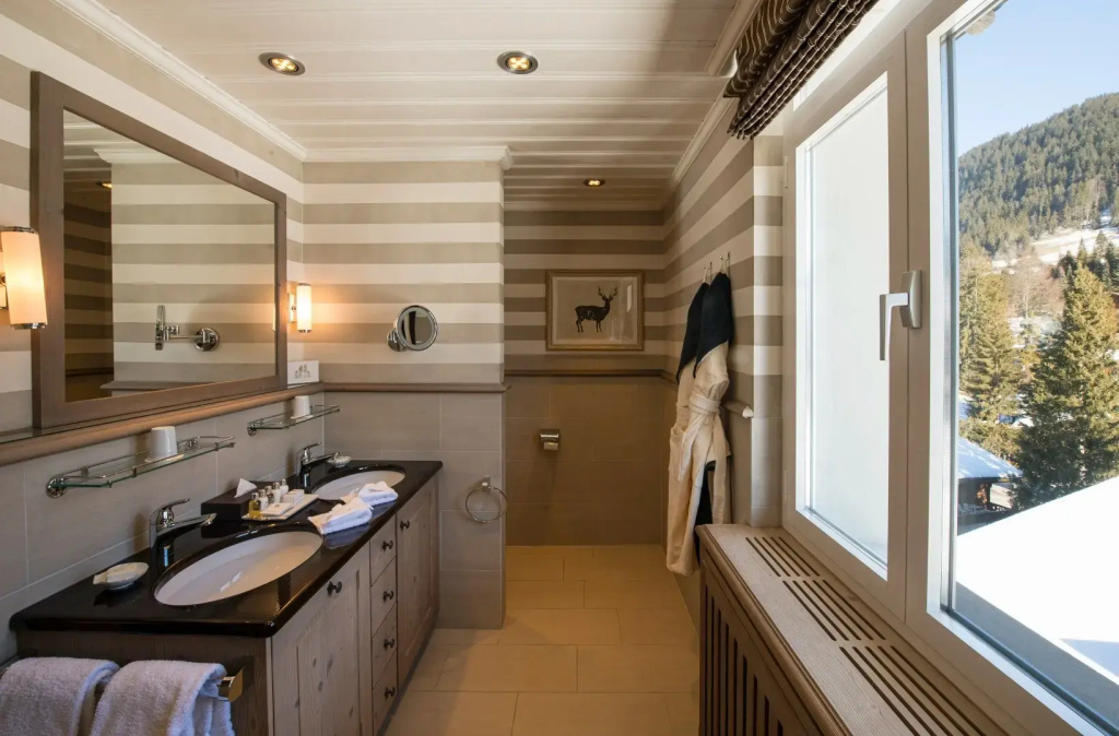 Superior Double room (full double bed)