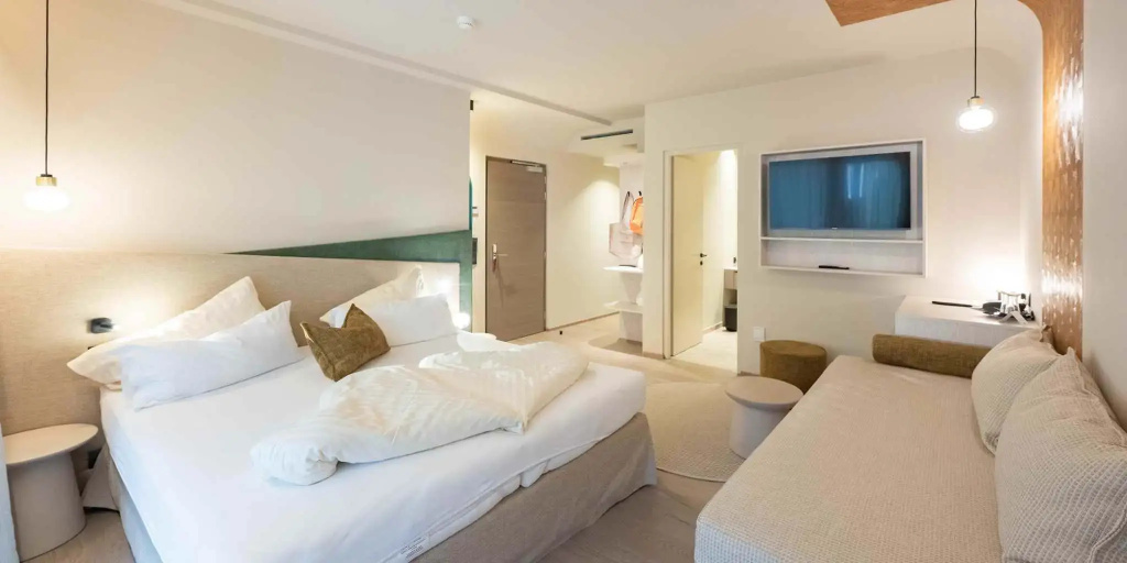 Comfort Superior Double room (full double bed)
