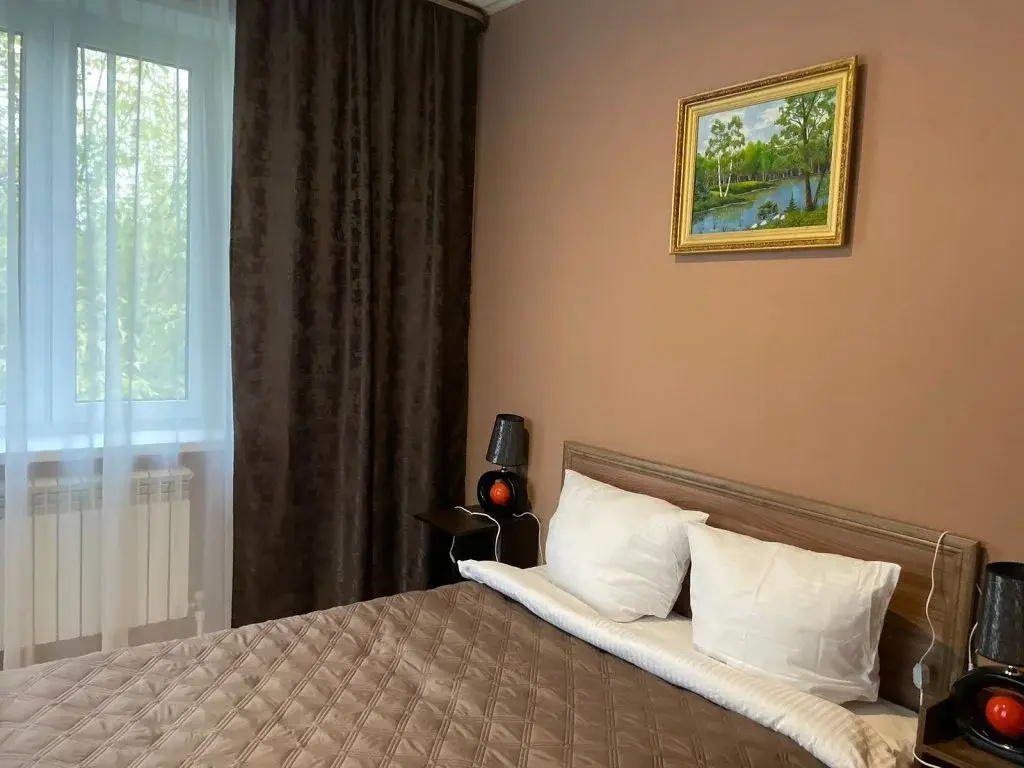 Comfort room with view
