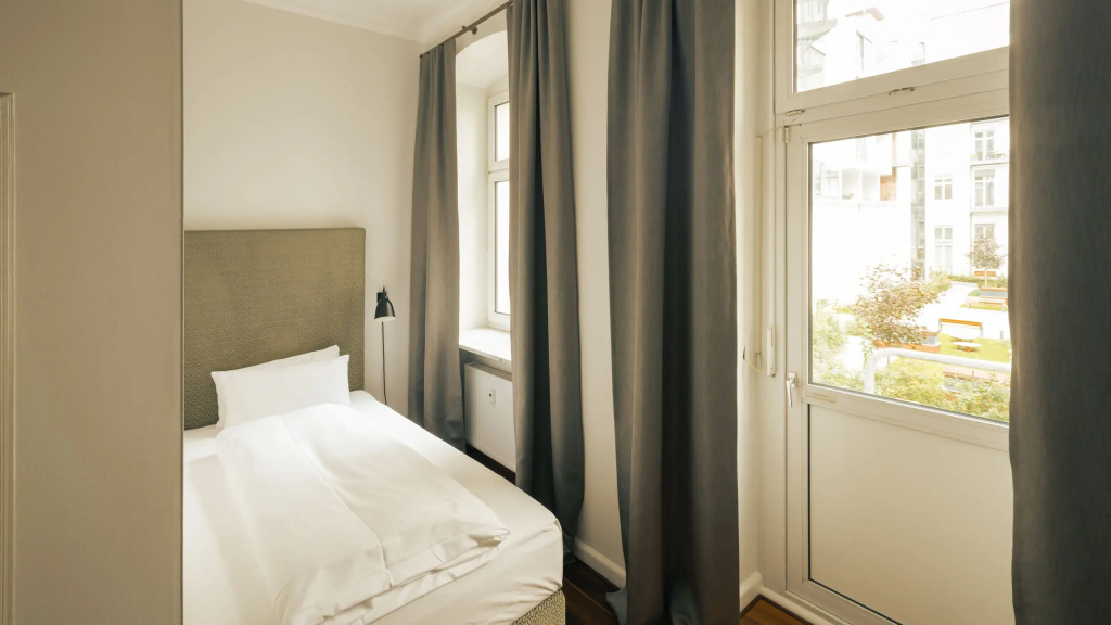 Pocket Single room