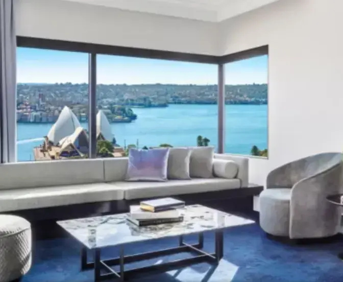 1 Bedroom Double Suite with Opera House view (full double bed)