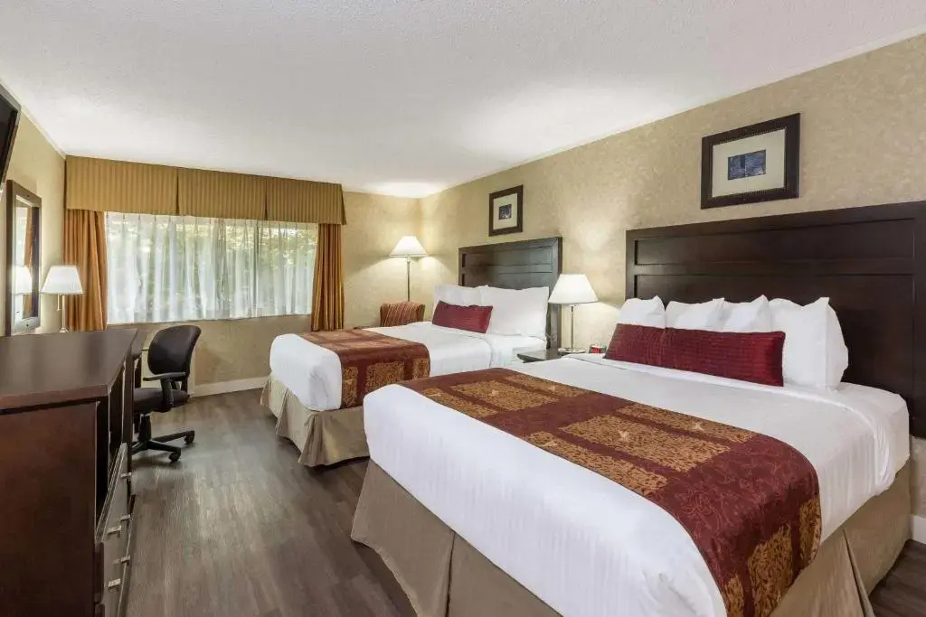 Accessible Quadruple room
