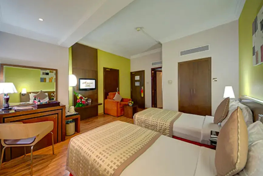 Ascot Hotel