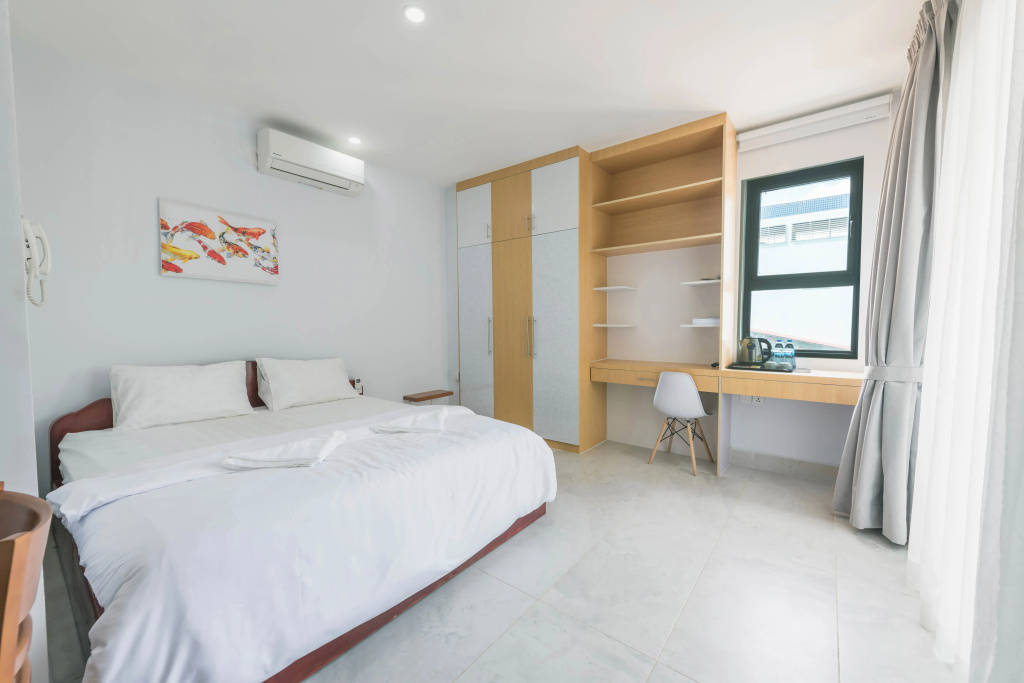Double Studio Apartment with balcony (full double bed)