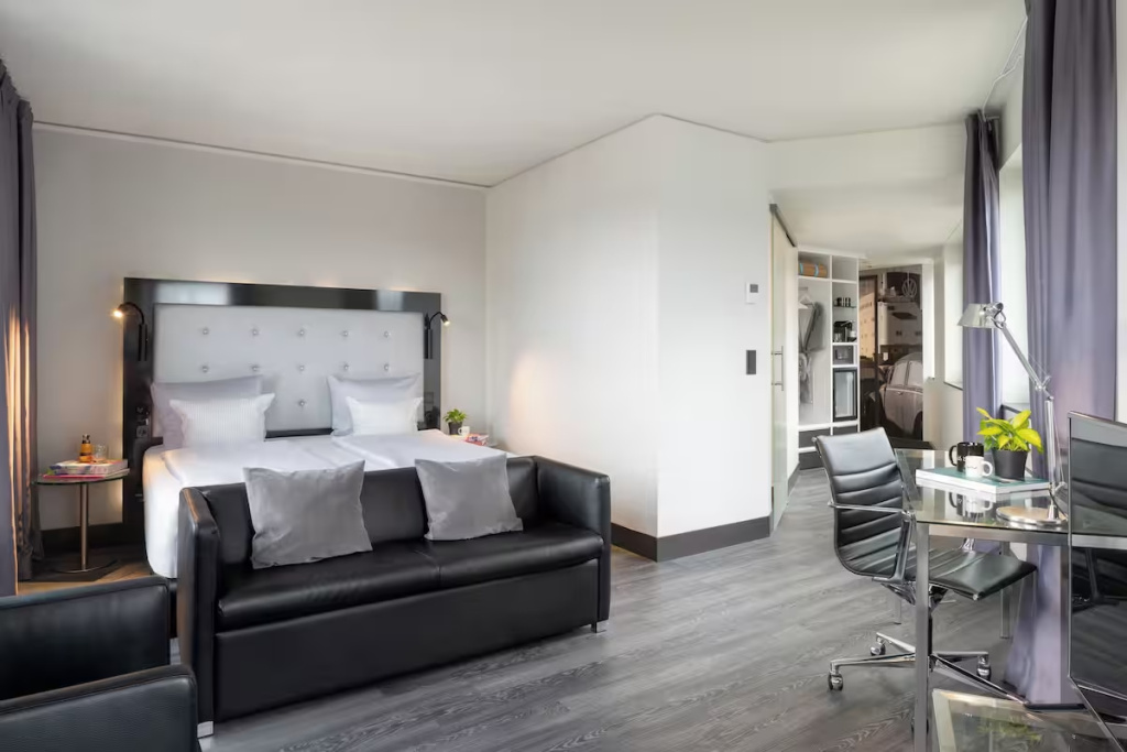 Double The Loft (full double bed)