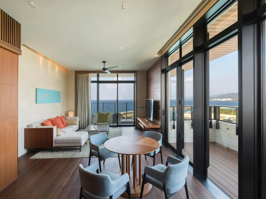 Hyatt Regency Seragaki Island Okinawa - Tap to explore photos