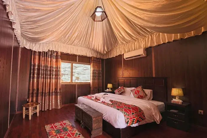 Deluxe Triple Tent