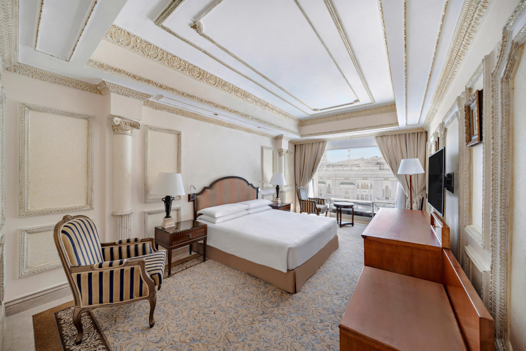 1 Bedroom Haram View Double Suite (full double bed)