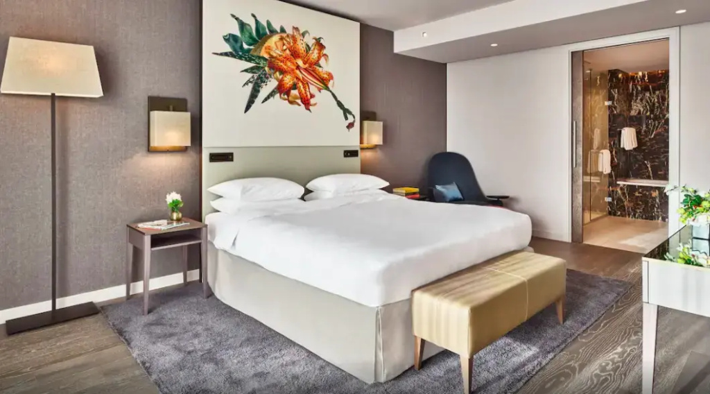 Ambassador Suite