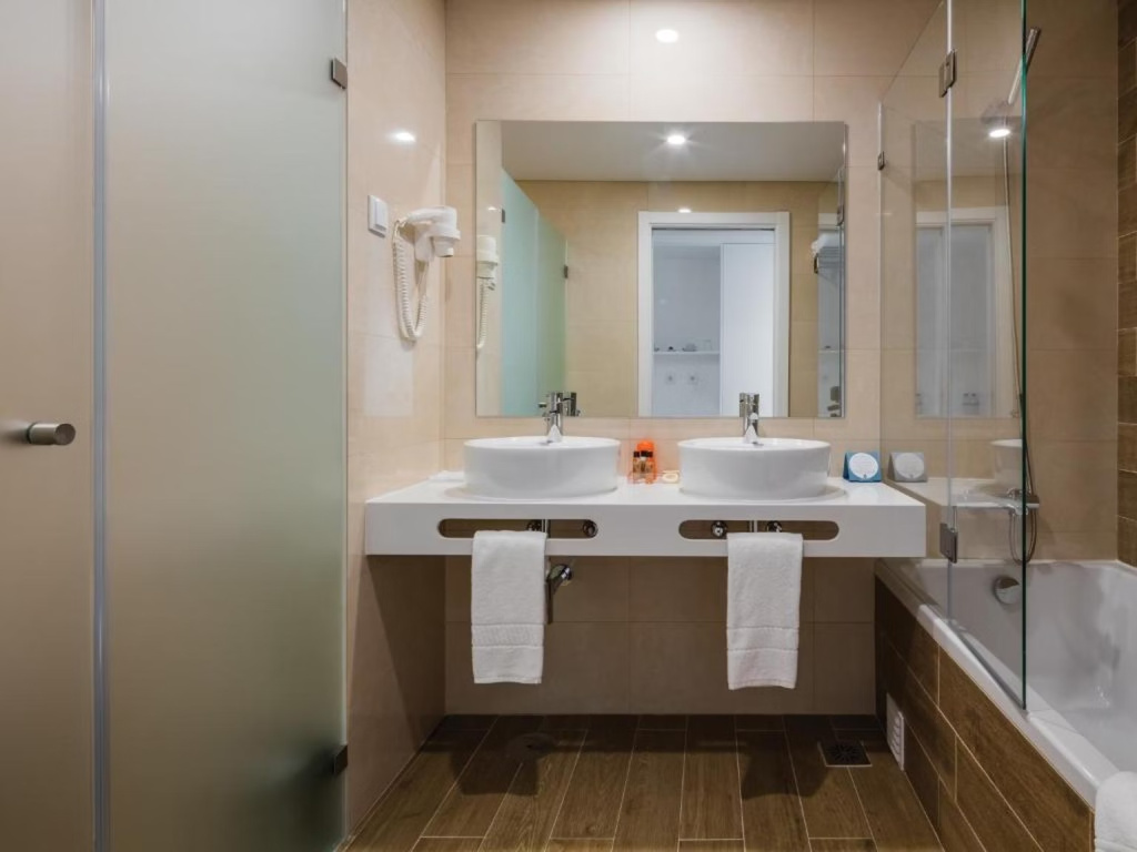 MH Peniche - Chambres