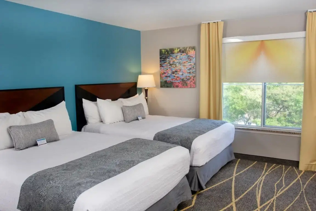 Double room (twin beds)
