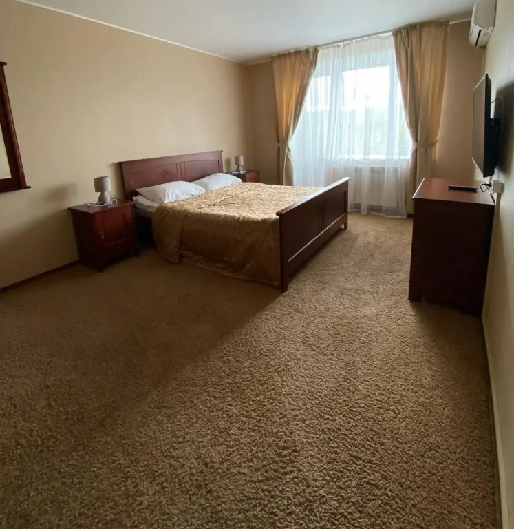 Standard Business Double room (full double bed)