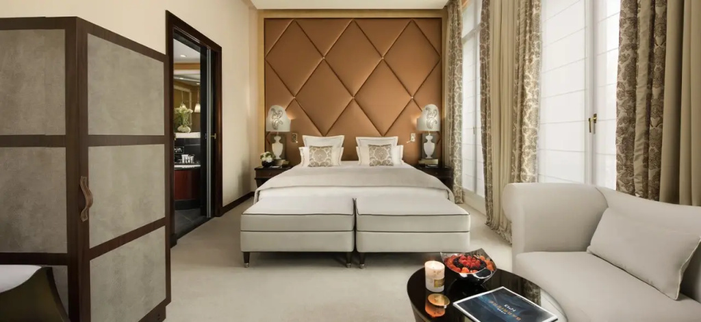 Hôtel Barrière Fouquet's Paris 48