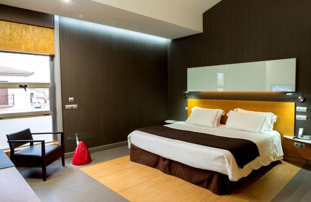 Superior Double room (full double bed)