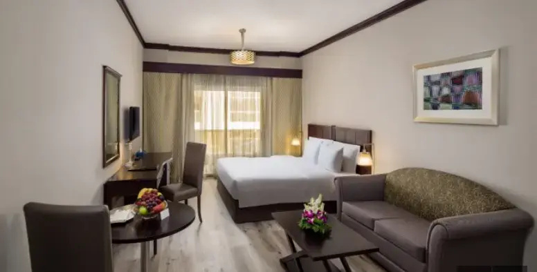 Double Studio Suite (full double bed)