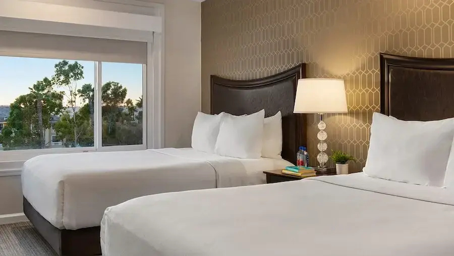 Peacock Suites - Chambres