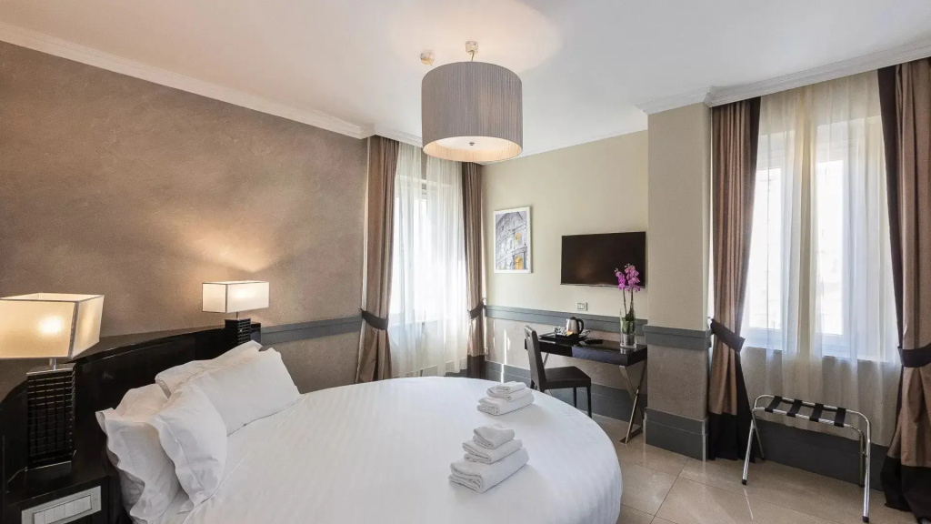 Deluxe Quadruple room