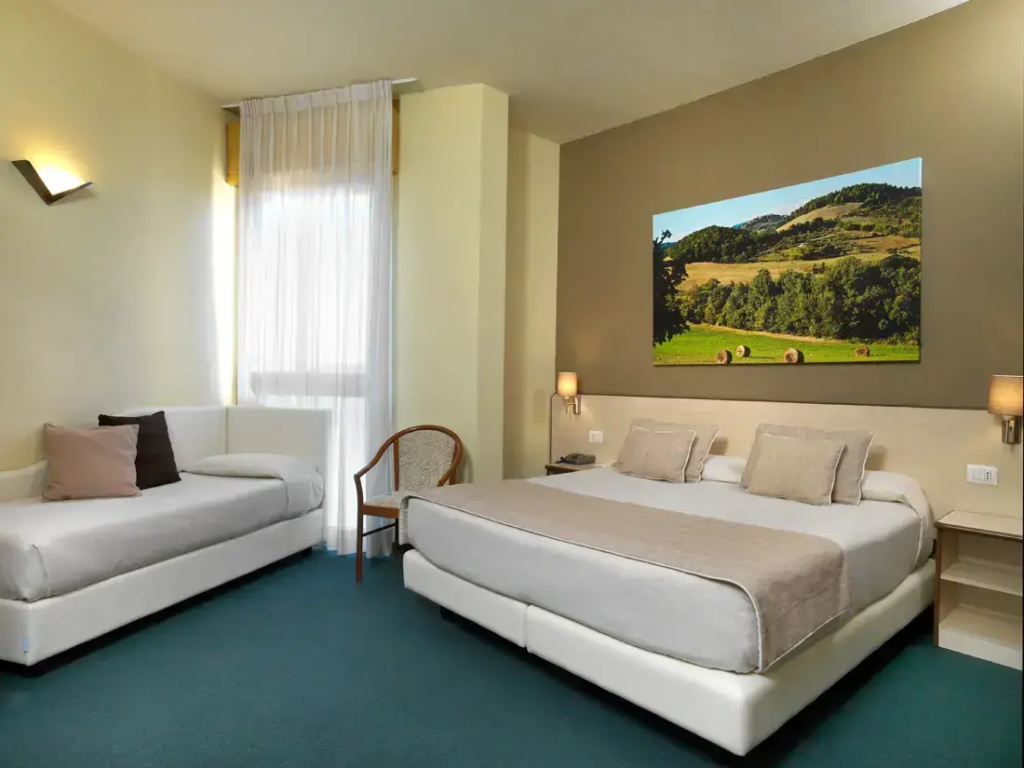 Triple room