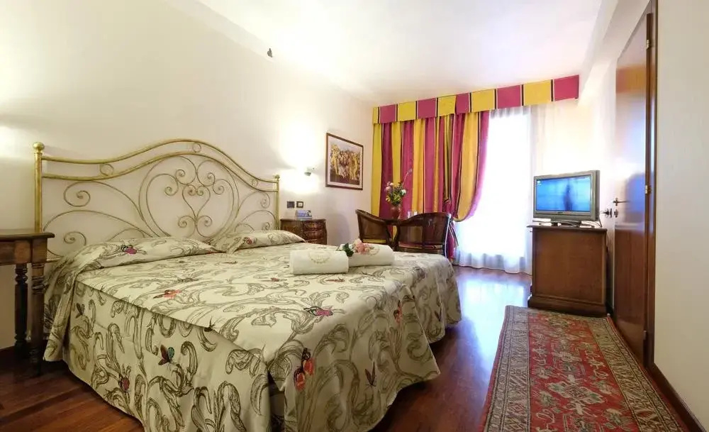 Villa Madrina Lovely and Dynamic Hotel - Chambres