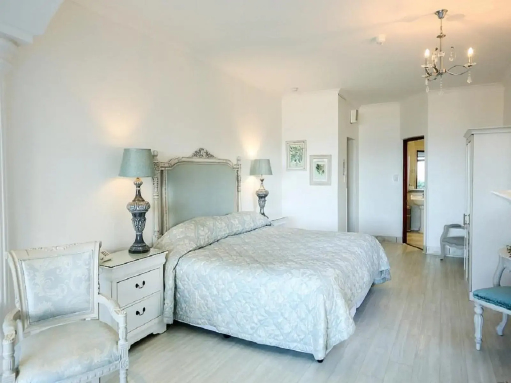 Honeymoon Double room with partial sea view (full double bed)