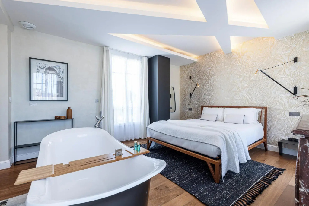 Signature Hammam Double Suite (full double bed)