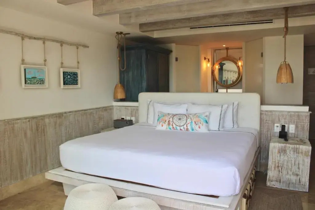 The Cozy One Double Suite (full double bed)