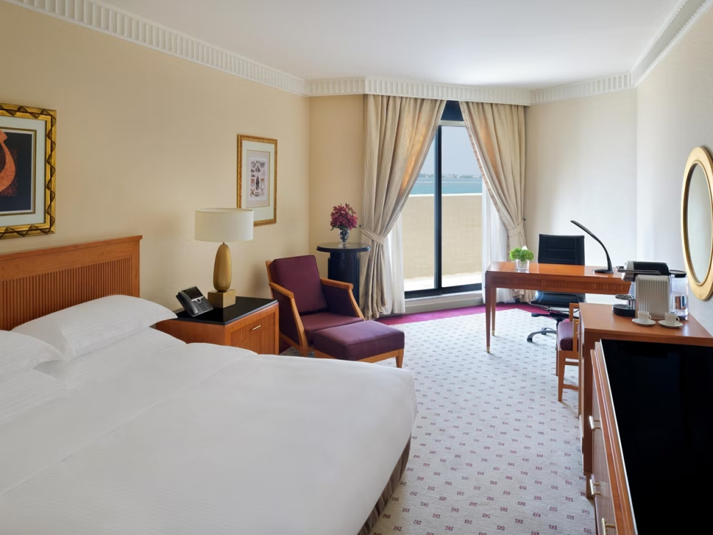 Classic Double room with balcony and with sea view (twin beds)
