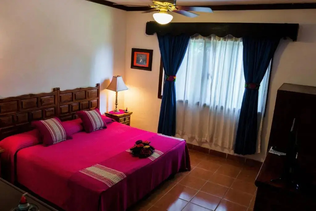 Double Junior Suite (full double bed)