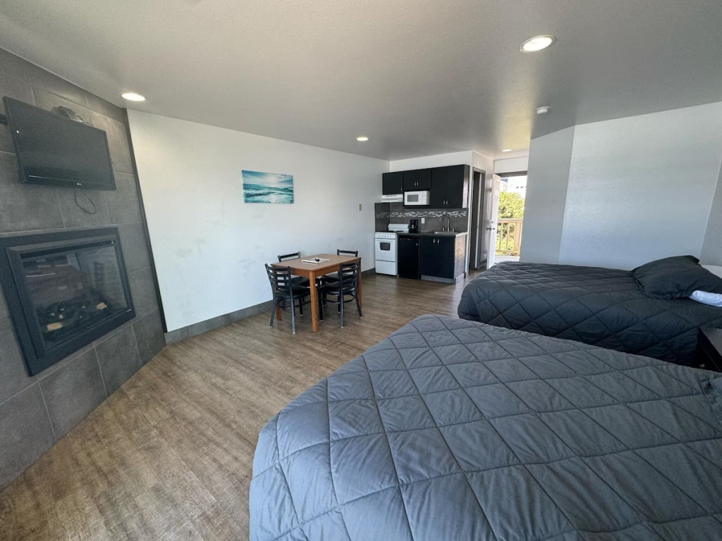Superior Quadruple room oceanfront
